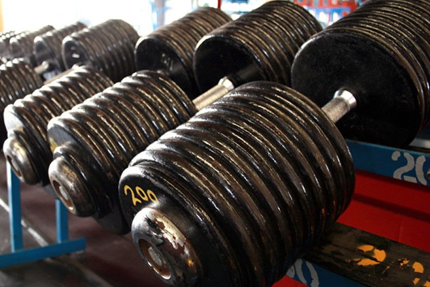 Do I Need To Lift Heavy Weights to Build Muscle?